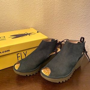 Fly London Women's Blue/Teal Peep Toe Wedge Shoes. NWOT never worn by me, Sz 38